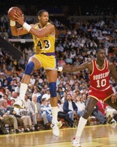 Mychal Thompson 8X10 Photo Los Angeles Lakers La Basketball Nba Vs Rockets - £3.87 GBP