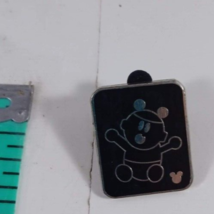 WDW 2008 Disney Hidden Mickey Family Car Decal Baby W/ Mickey Ears Mystery Pin - £11.69 GBP