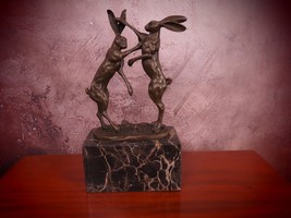 Exquisite Bronze Figurine Of Hares On Pedestal - £192.14 GBP