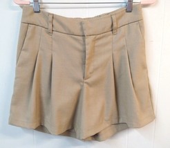 Urban Outfitters WM Medium Pleated Shorts Tan Khaki Boho Feminine Preppy - $19.34