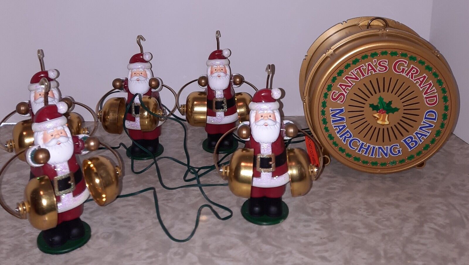 Mr Christmas Five Santas Grand Marching Band Carols Bells - $89.09