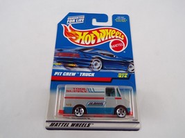 Van / Sports Car / Hot Wheels Mattel Pit Crew Truck #19580 #H31 - £10.80 GBP