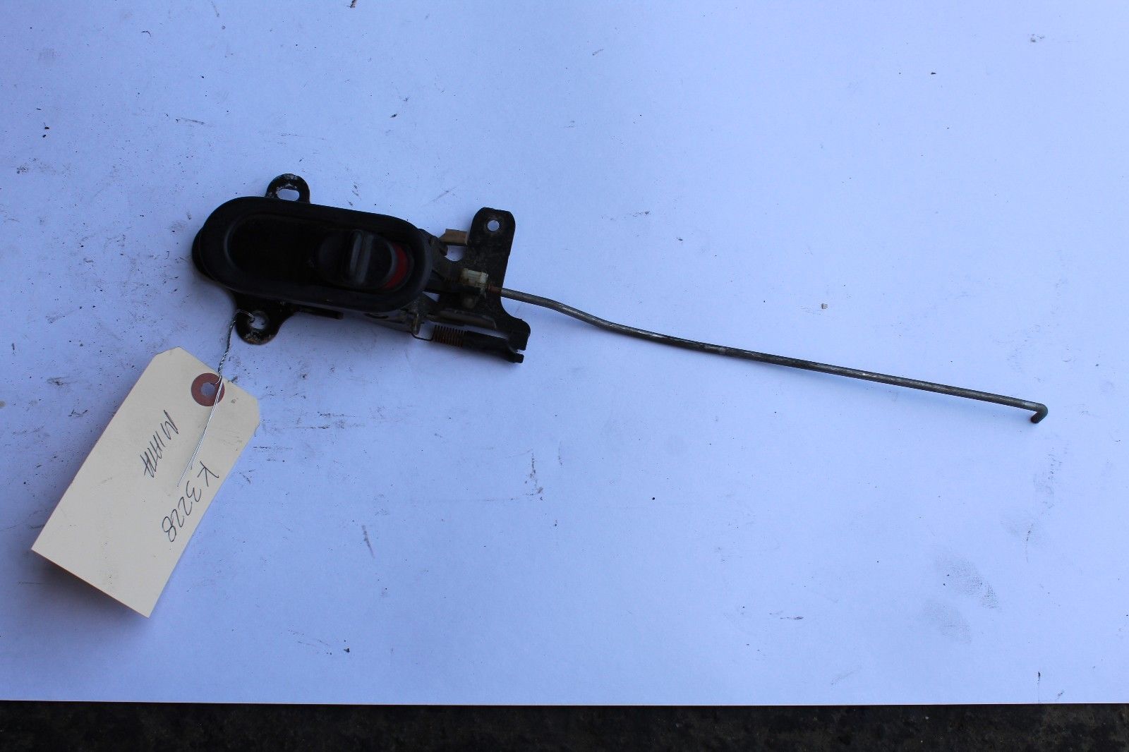 1990-1993 MAZDA MIATA MX-5 LH DRIVER SIDE INTERIOR DOOR HANDLE ASSY K3228 - $38.69