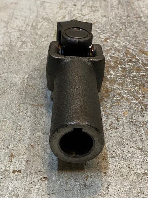 Steering Shaft Joint Yoke Assembly 0302-AC | 11E5 | 8" Long 25mm Bore Item image 3