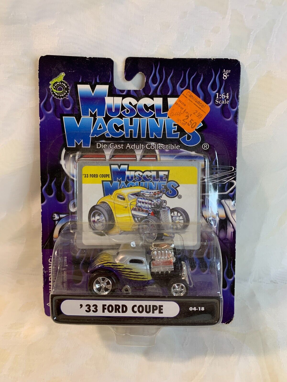 Muscle Machines Silver '33 Ford Coupe Die Cast Adult Collectible 2004 Funline - $9.75