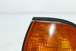 Driver Corner/Park Light Park Lamp-turn Signal Coupe Fits 92-99 BMW 318i 72406 image 2