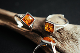 Square Cognac Amber Ring. Adjustable sterling silver ring. Minimalist je... - £27.89 GBP