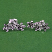 S925 Sterling Silver Dazzling Daisies, Clear CZ Crawlers Stud Earrings - £13.13 GBP
