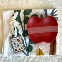 Hallmark Red Wooden Apple Spoon Rest and Tea Towel Gift Set Country Harv... - $12.82