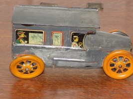 Vintage Tin Toy Ambulance - €37,99 EUR