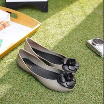 Famous Designer transparent gray jelly sandals casual sweet camellia zapatos bri - £29.63 GBP