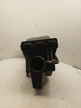 Air Cleaner 2.3L VIN H 8th Digit Hybrid Fits 05-07 ESCAPE 1358752 - $42.57 Air Cleaner 2.3L VIN H 8th Digit Hybrid Fits 05-07 ESCAPE 1358752 - $42.57