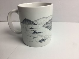 Linyi Coffee Mug Oregon Grapes Mahonia Aquifolium Line Drawings 3 3/4&quot; - $24.21