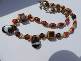 Vtg Murrano Venetian Amber Glass Bead Necklace w/Ceramic Squares 16&#39;&#39;inches - £21.89 GBP