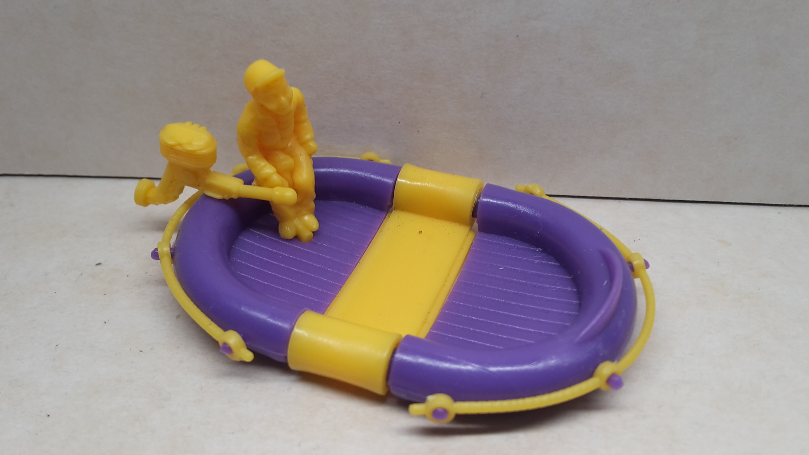 Maraja - Art 106 Rubber dinghy with man - Surprise egg - $1.50