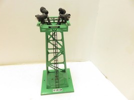 LIONEL TRAINS POST-WAR - 395 GREEN  FLOODLIGHT TOWER- WORKS OK- EXC.- HB2 - $26.17