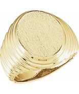 Oval Ridged Signet Ring in 18k Yellow Gold - £1,601.72 GBP+