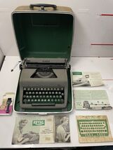 1953 ROYAL Quiet De Luxe Portable Manual Vintage Typewriter with Case Gr... - $258.95