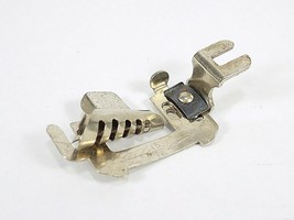 Vintage Greist Binder Foot Sewing Machine Attachment 15/16&quot;  WORKS GREAT! - £3.79 GBP
