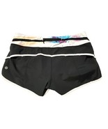 Lululemon Speed Shorts Black Graffiti Paint Splatter Print Wet Dry Warm 8 - $54.35 CAD