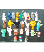 Lot 26 Finger Puppets Pirates Hand Knit Animals Birds Plastic Pirates - $32.20 CAD