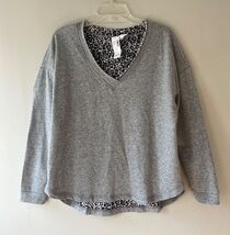 Cable n Gauge Sz M Gray Sweatshirt Soft Fleece Stretch Pullover V Neck - $31.13 CAD