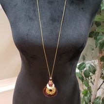 Women Red Carnelian Circle Amber Gold Tone Pendant Necklace with Lobster Clasp - £21.90 GBP