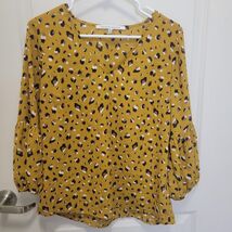 NWT Collective Concepts Daily Look Peasant Blouse Yellow Animal Print Sz... - $20.02 CAD