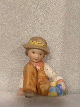 Vintage Holly Hobbie Porcelain Figurine Child w/Toy Train *Pre-Owned/Nice* BT1 - £8.11 GBP