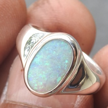 Australian Solid Natural Opal Sterling Silver Ring - £94.89 GBP
