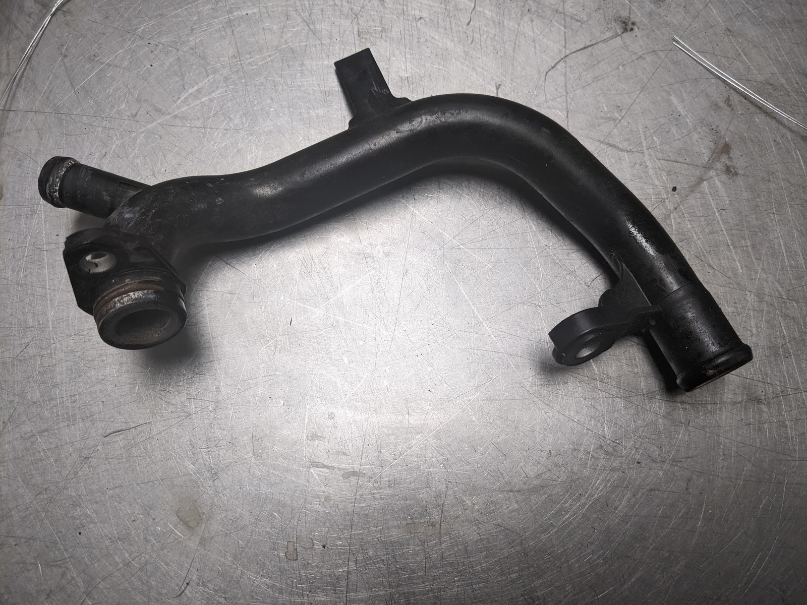 Heater Line For 09-18 Volkswagen Tiguan  2.0 06J121065F - $36.33