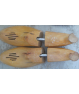 Rochester Shoe Tree Wooden Full Form w/ Slots Cedar Form - $355.23 MXN