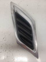Passenger Right Grille Upper Ends Fits 08-11 SAAB 9-3 1008434 - $593.09 MXN