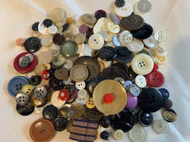 Vintage buttons set #847 - £7.99 GBP