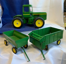 Vtg 1970&#39;s Ertl John Deere Diecast 3 Piece Toy Set Tractor 112 Chuck Wag... - £142.75 GBP