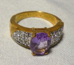 Costume Fashion Jewelry Ring size 6 Amethyst Purple Cubic Zirconia Gold Tone - £7.51 GBP