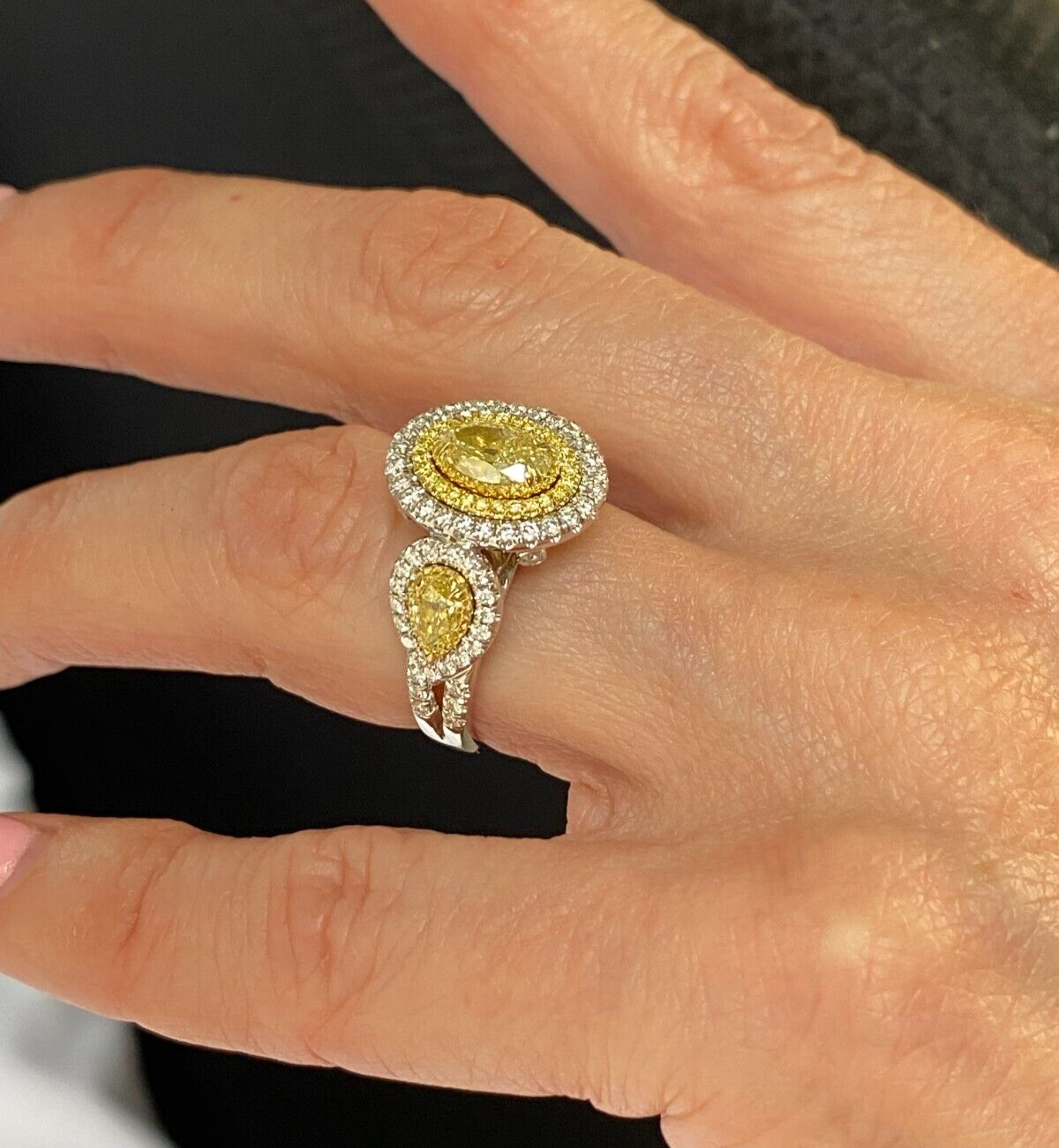 GIA Zertifiziert 2.47 Karat Ovalschliff Hellgelb Diamant Verlobungsring 18k Gold Item image 6