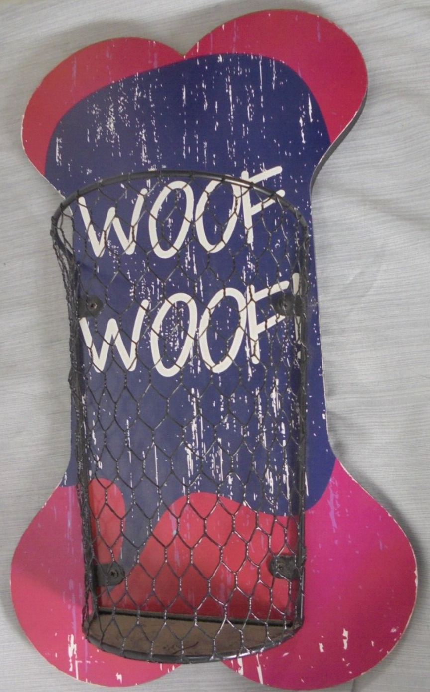 Wooden Wire Mesh Dog Bone Treat Holder Wall Hanging Decoration &quot;Woof Woof&quot; - $10.31