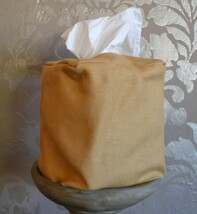 Linen Boutique Tissue Box Cover - Mike &amp; Ally Camel Gold Linen Fabric - $488.04 MXN