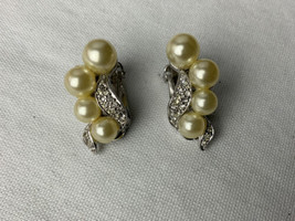 Vintage Faux Pearl Rhinestone Earrings Marvella Clip On  - $19.78