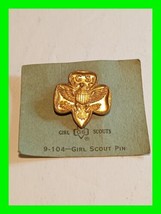 Vintage 1960&#39;s Girl Scout Pin~9-104 - Gold Tone with Eagle - £23.36 GBP