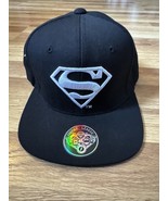 Justice League Superman Snapback Hat - $342.71 MXN