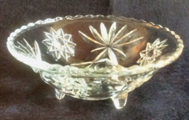 Clear Glass Footed Bowl Star Pattern Serving Bowl Decorative Centerpiece - $24.00