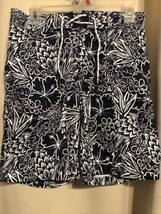 43C NWT St John&#39;s Bay Men&#39;s Small Swim Trunks Black White Hawaiian Floral - £7.55 GBP