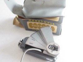 Vintage Camera Accessory - Honeywell TILT-A-MITE Flash UNIT- BOXED- G12 - $17.62