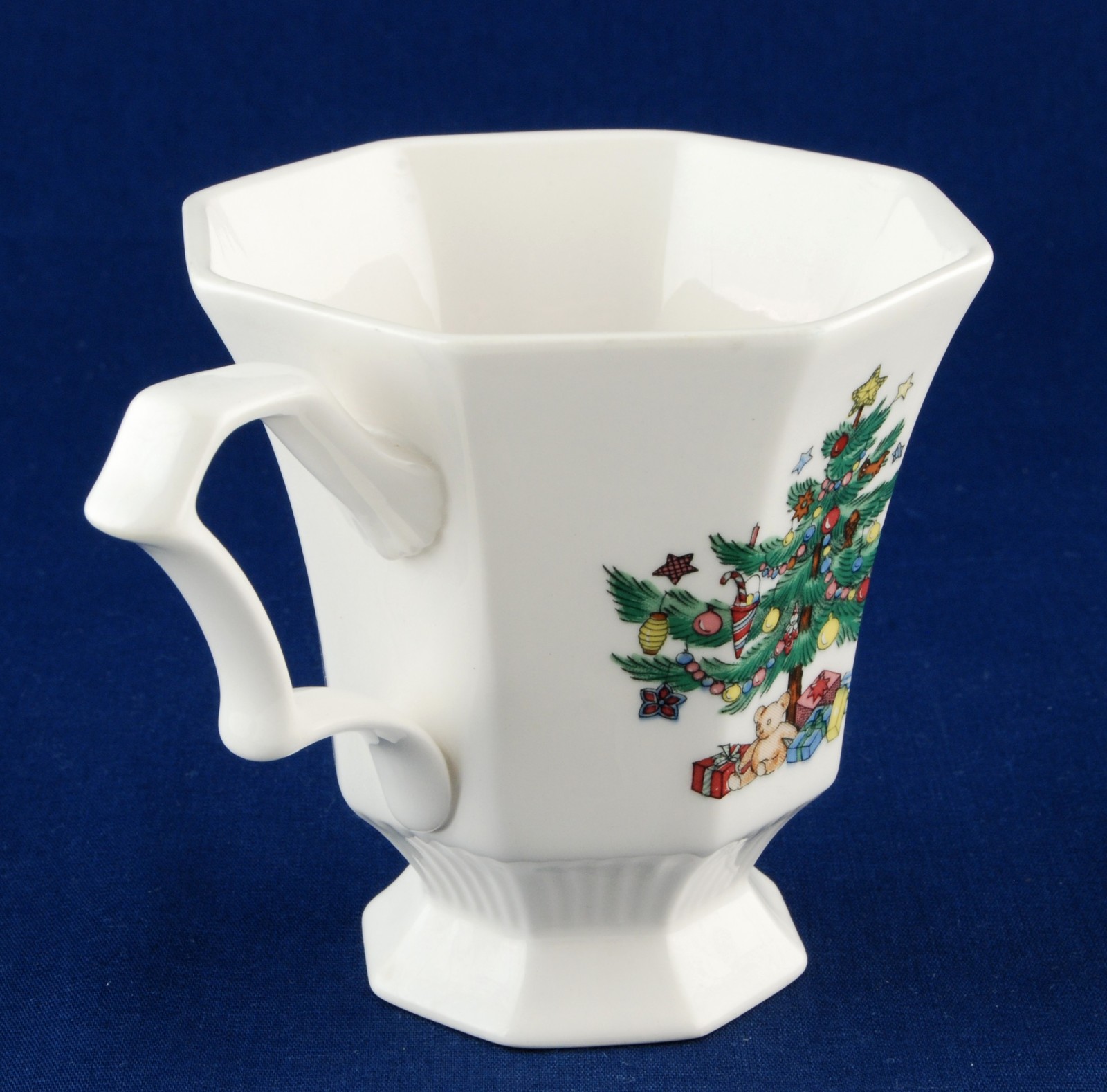 Nikko Christmastime Cup & Saucer Set Japan Green Mark Christmas Tree Octagonal Item image 3