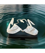 NEW Beach Bunny White Bikini Top Only MD RN# 119215 Swimwear - €46,44 EUR