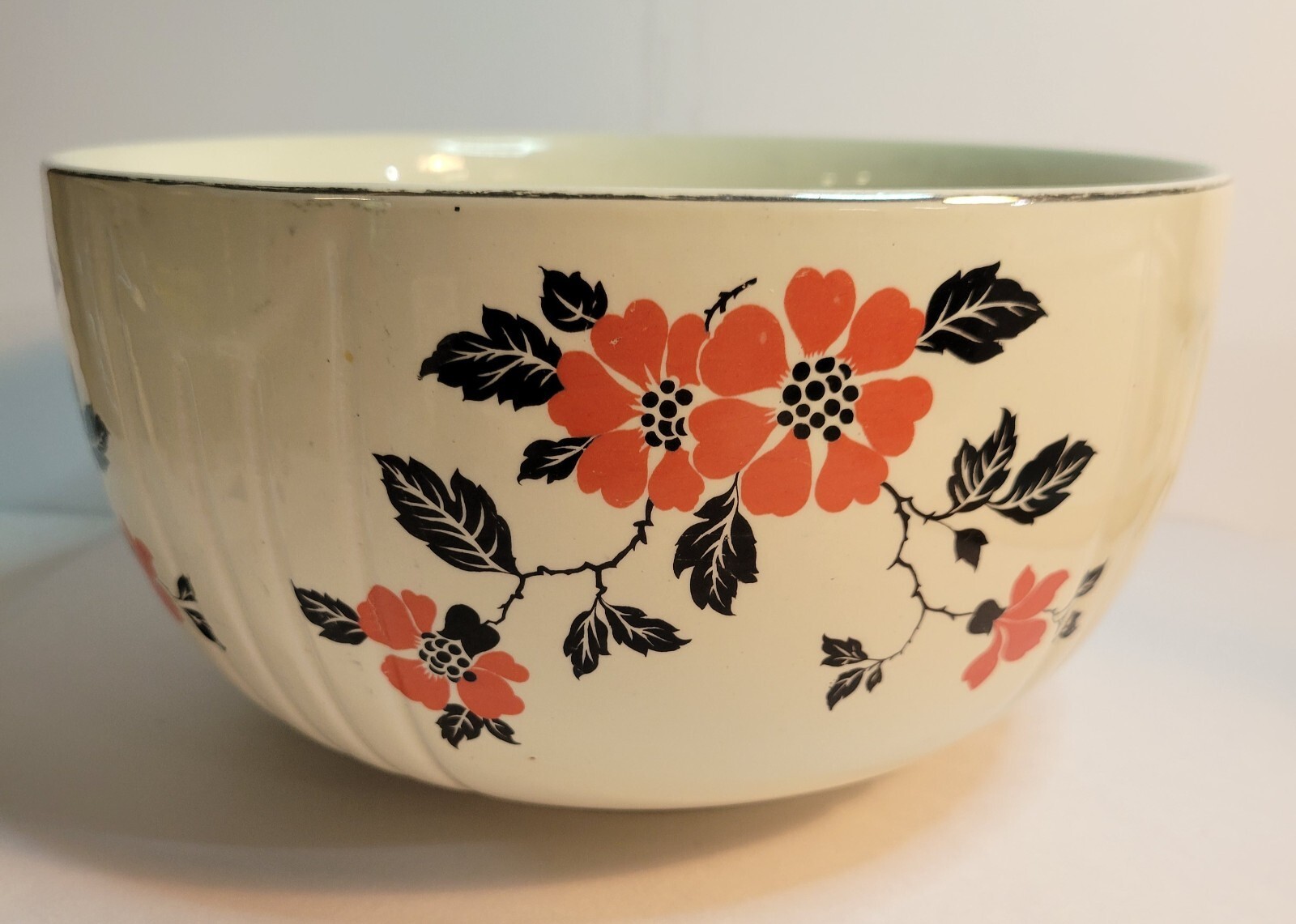 Hall&#39;s Superior Kitchenware Red Poppy/Black Leaves 8.75&quot; Mixing Bowl - $30.00