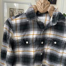 American Eagle Plaid Flannel Button Up Shirt XS - $335.42 MXN