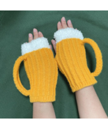  Novelty knitted beer mug gloves - €8,53 EUR
